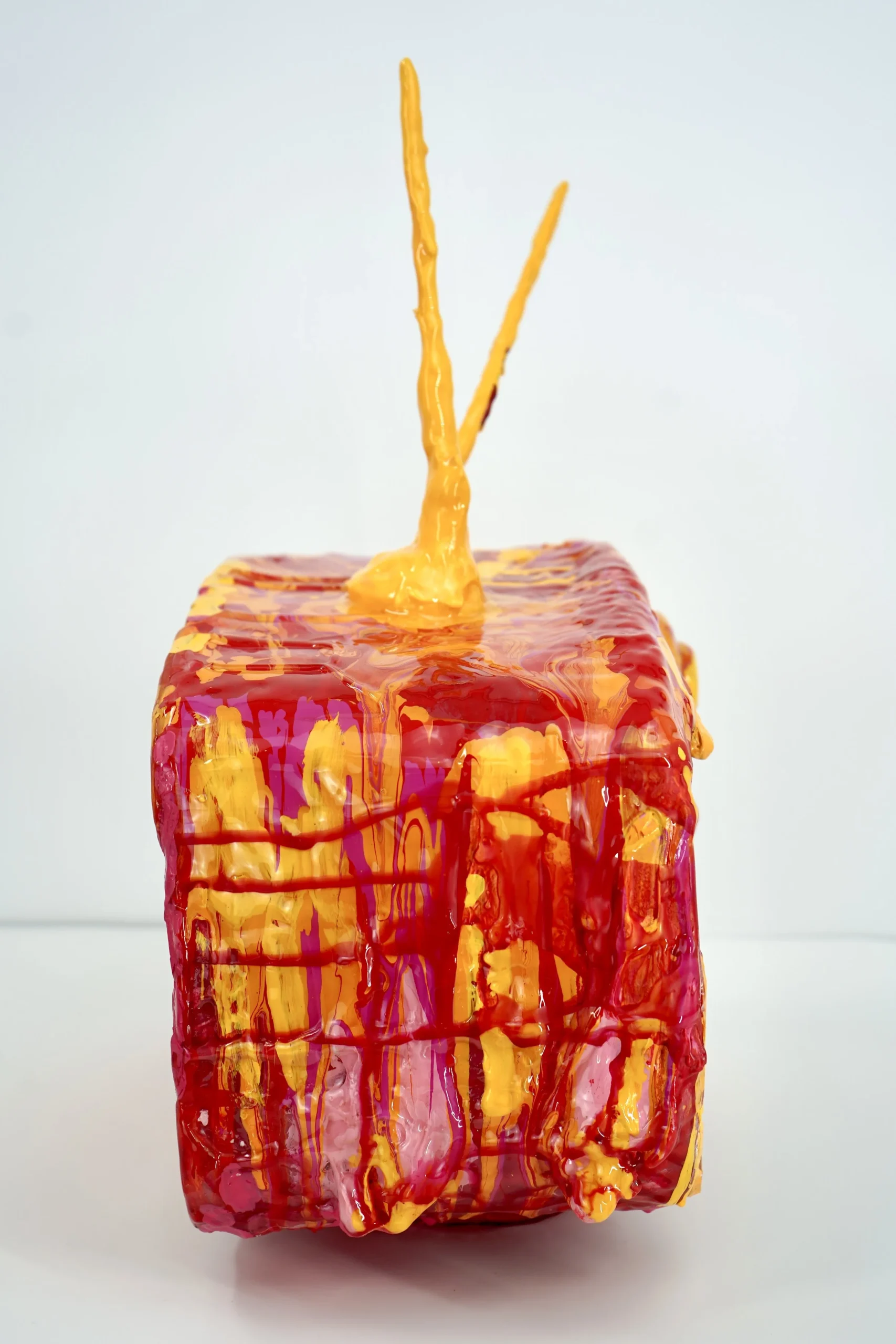 sophia-huang-artist-the-public-held-then-hallowed-side-view-mixed-media-sculpture-2025-1