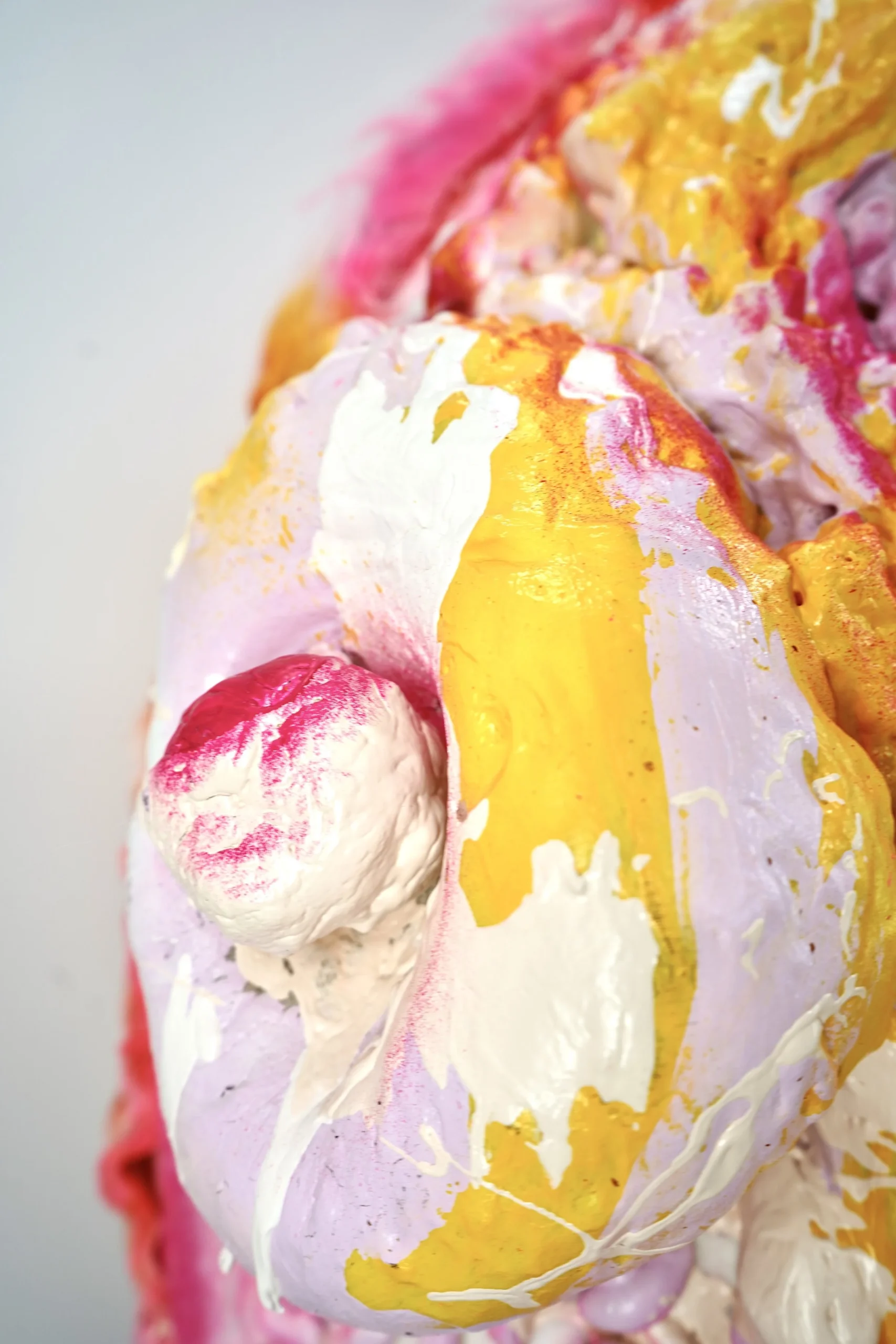 sophia-huang-artist-the-recovering-people-pleaser-closeup-resin-mixed-media-sculpture-2025-2